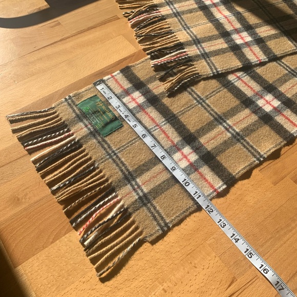 John Hanley Ireland for L. L. Bean 100% lambswool scarf 70X11.5 inches - Picture 4 of 4